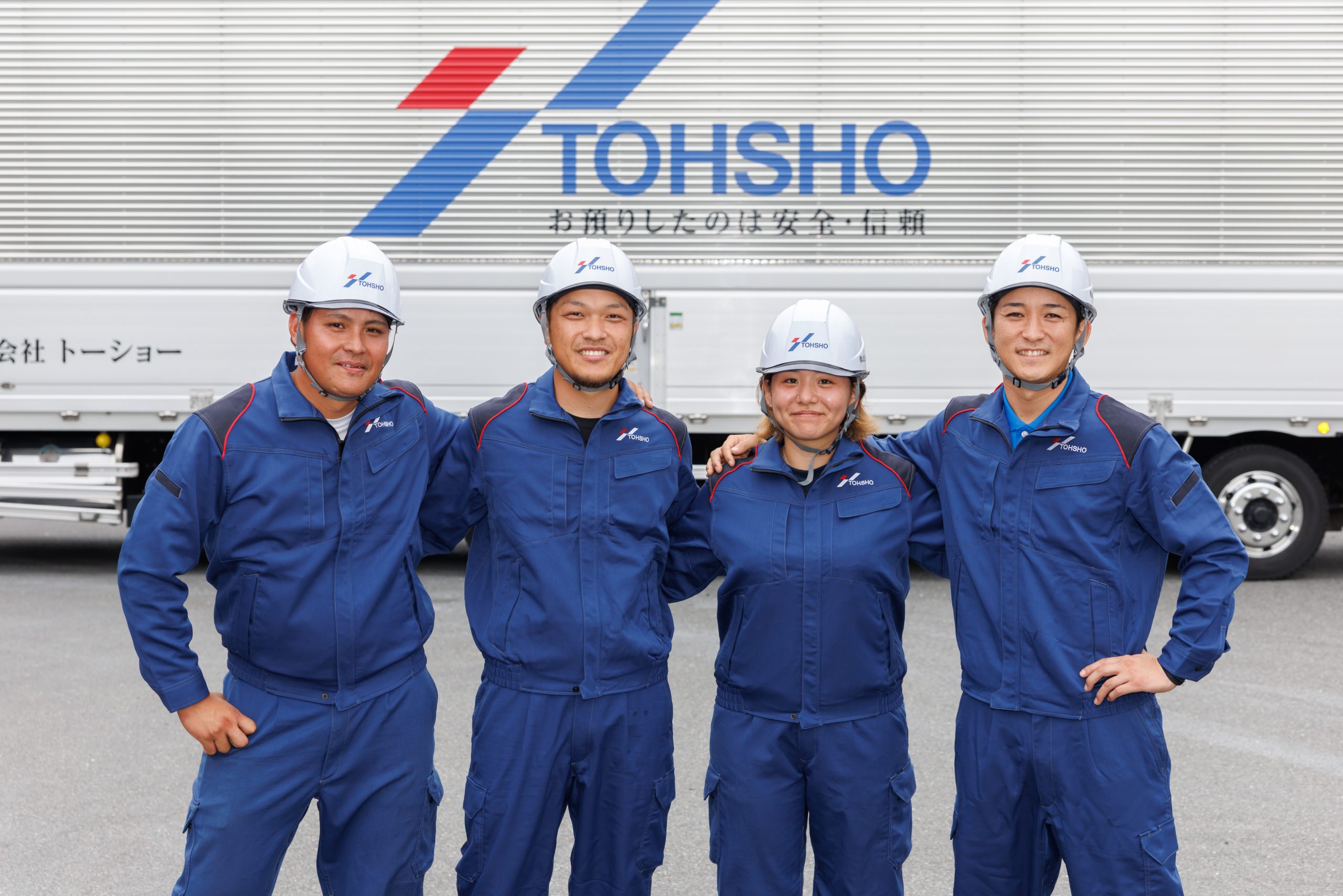 新ユニフォーム（4名）