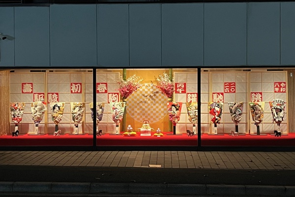 ショーウィンドウ②（総合企画）